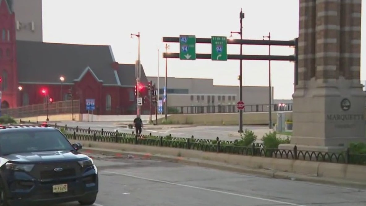Milwaukee fatal crash, 11th and Wisconsin